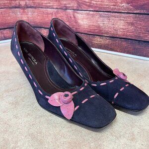Via Spiga Dark Plum Suede Heeled Slip On Shoes Pink Leather Flower/Lacing Accent